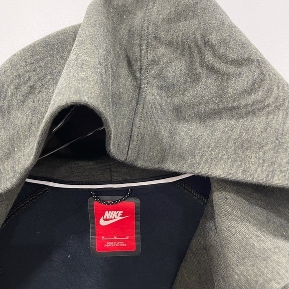 Nike Tech Fleece Cape Jacket Olive Green Hooded Sportswear Asymmetrical Zip M - Picture 8 of 15